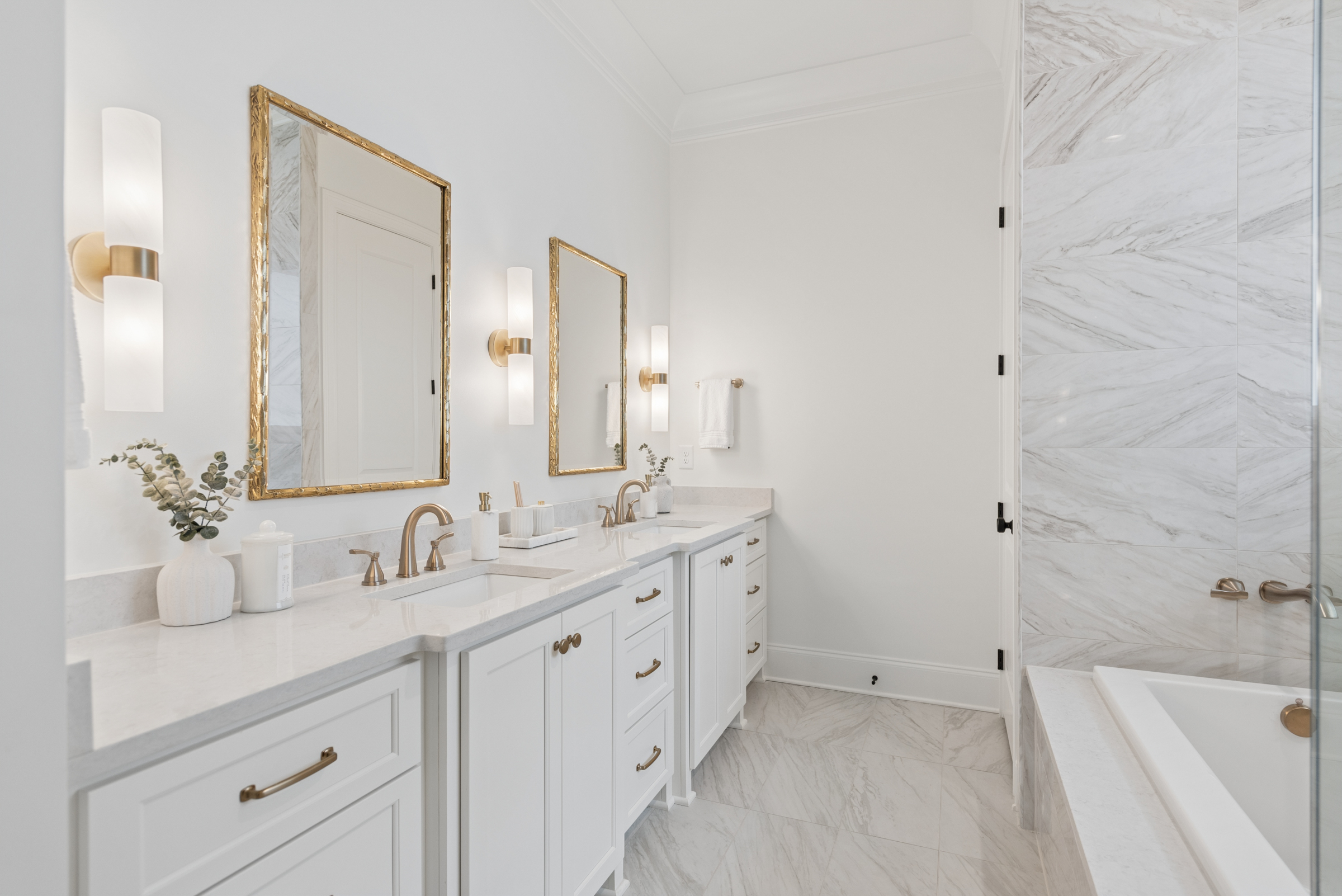 ELENA – AVAILABLE (Homesite #71)